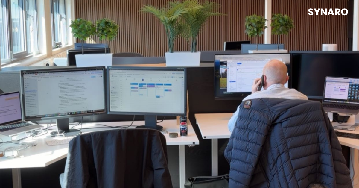 Analyse av konverteringsrate på nettside med grafer og brukerdata